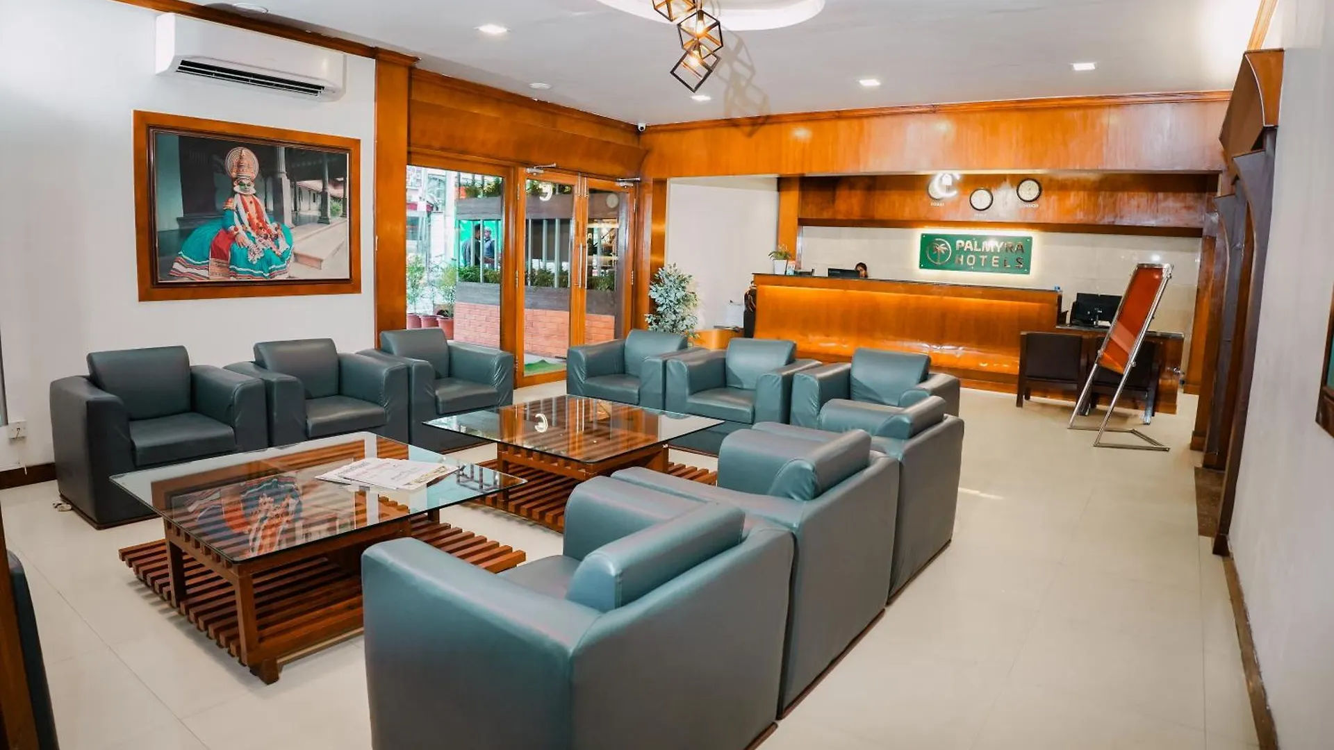 Hotel Palmyra Grand Inn - Kochi