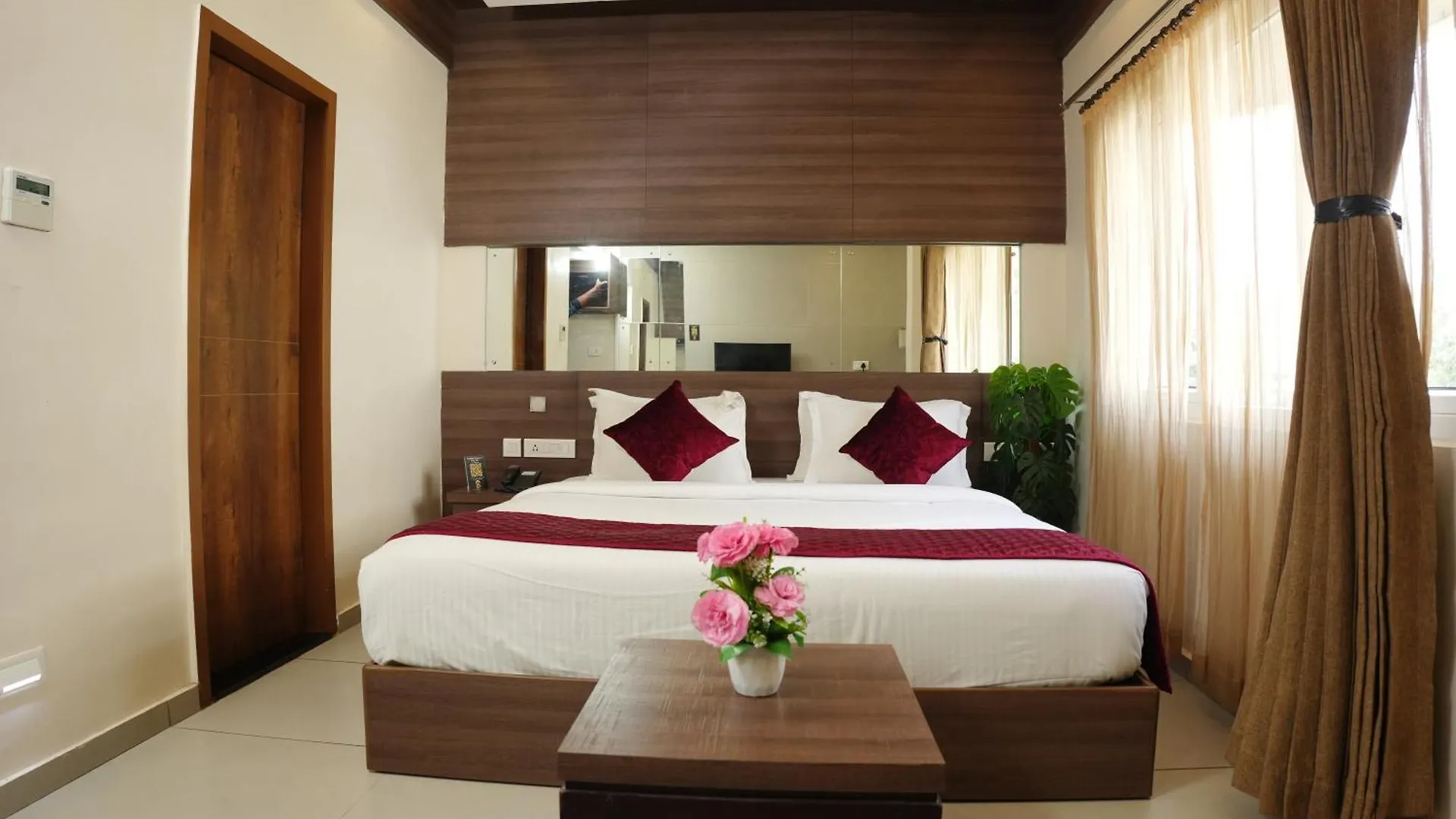 Hotel Palmyra Grand Inn - Kochi 3*,